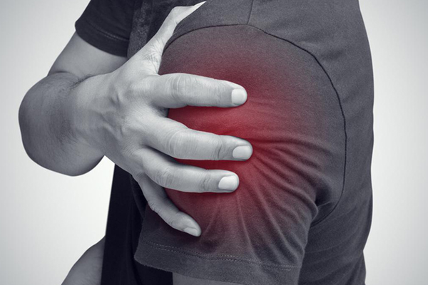 Omuz ağrısı olanalar dikkat