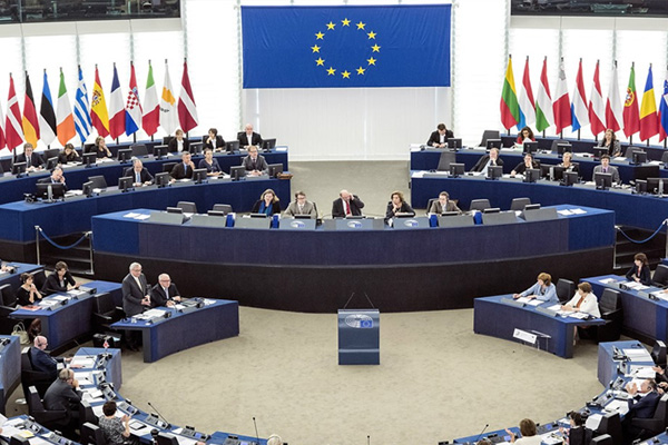 AP’den üye ülkelere ‘S. Arabistan’ uyarısı