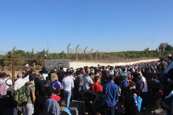 278 bin Suriyeli ülkesine geri döndü