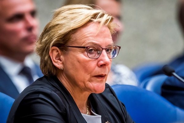 Hollanda Avrupa ordusuna sıcak bakmıyor