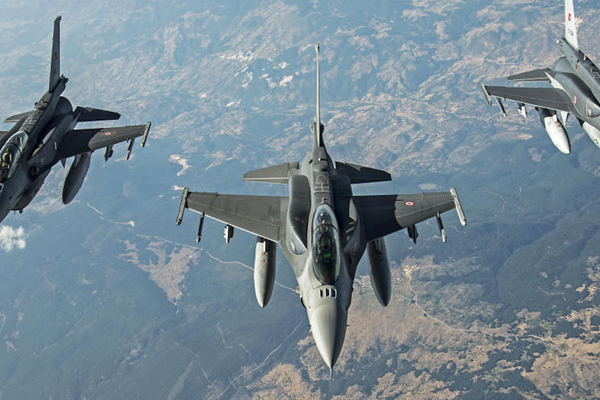 Hava Kuvvetleri'ne FETÖ operasyonu