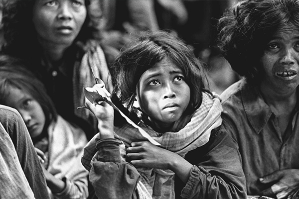 Kamboçya soykırımı ilk kez uluslararası bir mahkeme tarafından kabul edildi