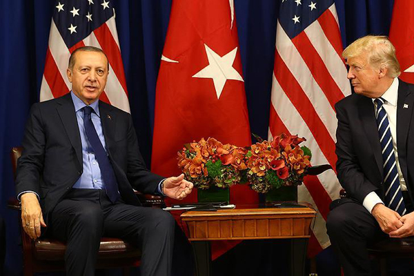 Erdoğan ile Trump telefonda görüştü