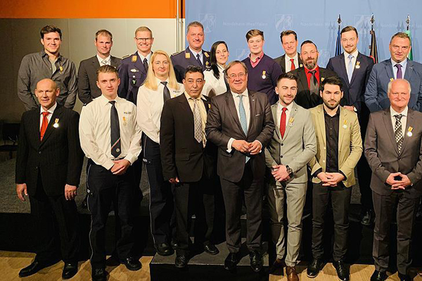 Almanya'da 4 Türk'e 'Kahramanlık Madalyası' verildi