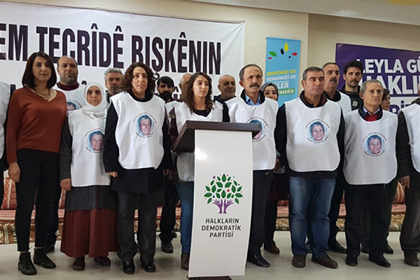 Diyarbakır'da 16 HDP'li, Öcalan için açlık grevi başlattı