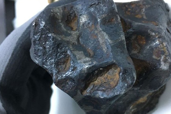 Bir gramı 2 milyar dolar