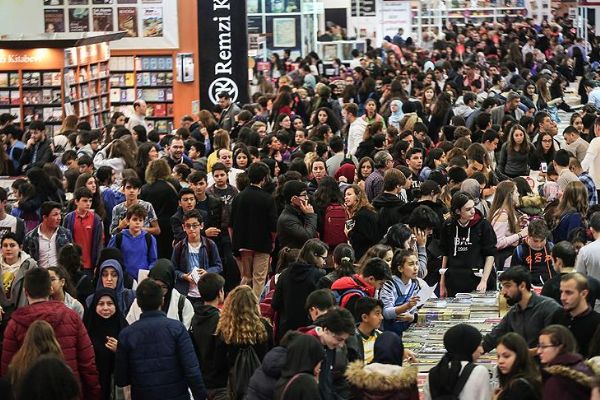 İstanbul Kitap Fuarı'nı 611 bin 444 kişi ziyaret etti