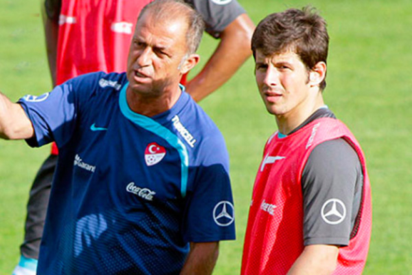 ‘Terim, Belözoğlu'na 'FETÖ ile ilişkini kes' dedi’