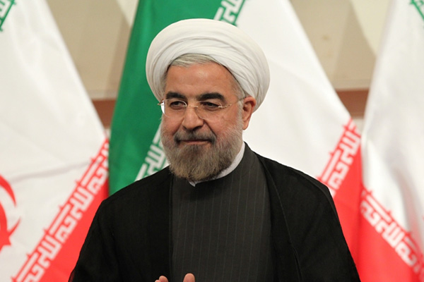 Ruhani'den net mesaj: ABD'ye boyun eğmeyeceğiz