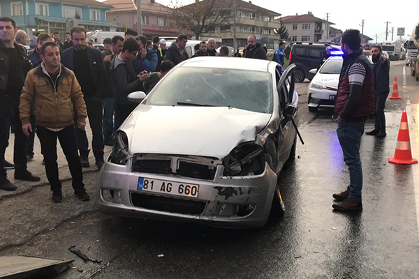 Düzce'de trafik kazası: 5 yaralı