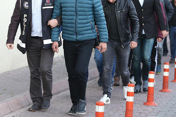 FETÖ'nün askeri mahrem yapılanmasına operasyon