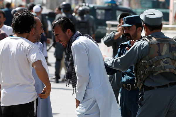 Afganistan'da patlama: 40 ölü, 80 yaralı