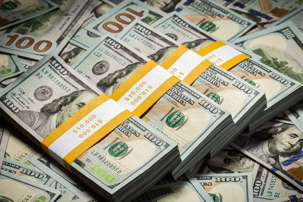 Dolar aylar sonra ilk kez 5.30'un altında