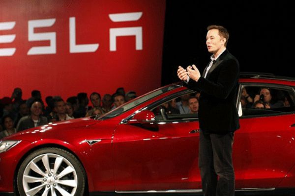 Tesla’dan Çin'deki otomobillere indirim