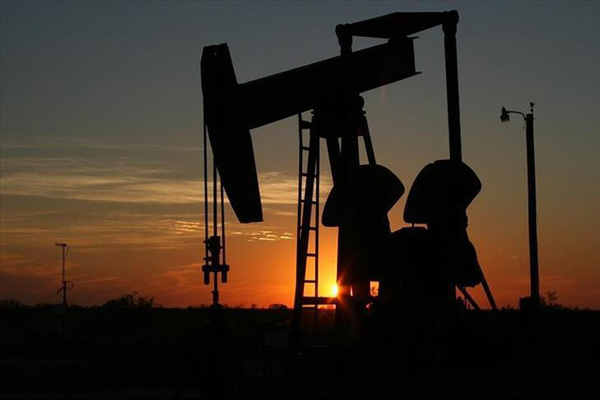 Brent petrol 60 doların altına geriledi