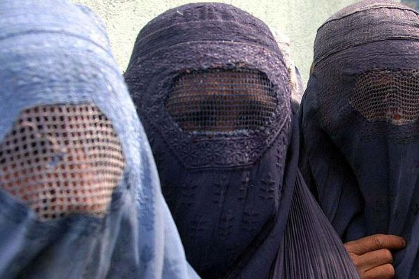 'Burka yasağını uygulamayı düşünmüyorum'
