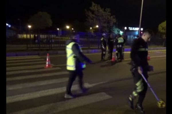 Bingöl'de otomobilin çarptığı anne ve 2 yaşındaki kızı hayatını kaybetti