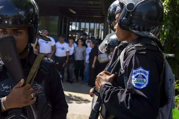 Nikaragua’da muhalefetin gösterisine yasak getirildi