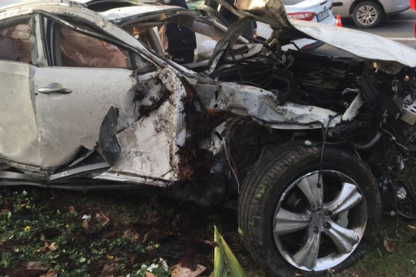 Hurda haline gelen araçtan yaralı olarak çıktı