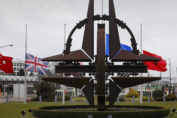 NATO'dan Rusya ve Ukrayna'ya çağrı