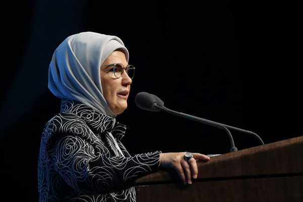 'Şiddetin her türü insanlık suçudur'