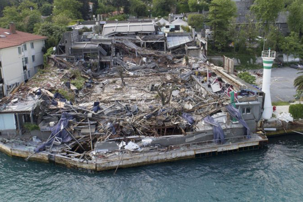 Yıkıldıktan 1,5 yıl sonra keşif kararı