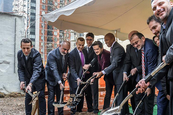 New York'ta 21 katlı 'Türken Evi'nin temeli atıldı