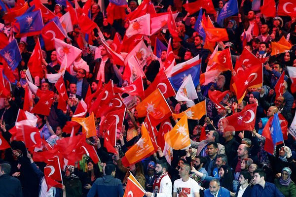 AK Parti, Ankara ve İzmir adaylarını yarın açıklayacak