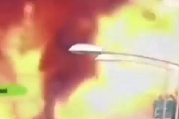 Doğal gaz yüklü TIR kaza sonrası atom bombası gibi patladı