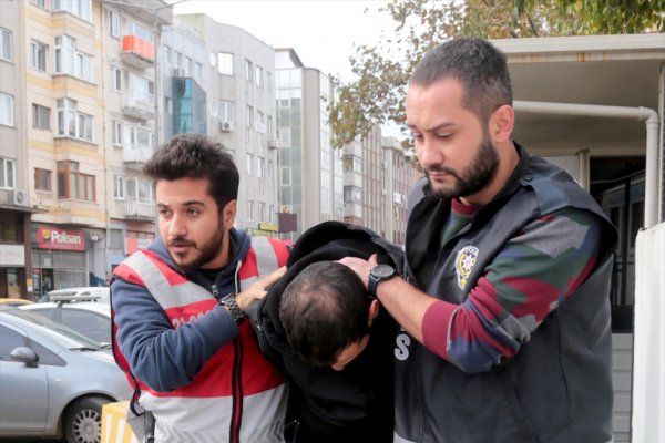 Kadıköy'de yolcuya saldıran minibüs şoförü yakalandı
