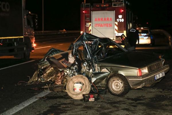Ankara'da trafik kazası can aldı