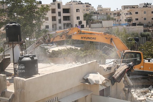 İsrail 2018 yılında Kudüs'te Filistinlilere ait 133 evi yıktı