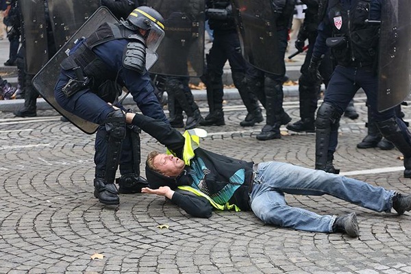 BM'ye göre Fransız polisi şiddet kullanmadı