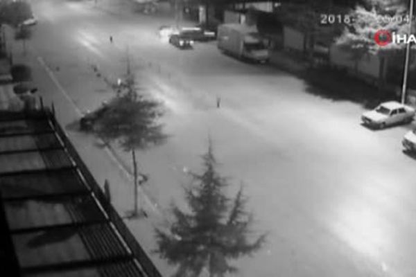 Drift atarken kaza yapan sürücüye şok: trafikten men, 5 bin lira ceza