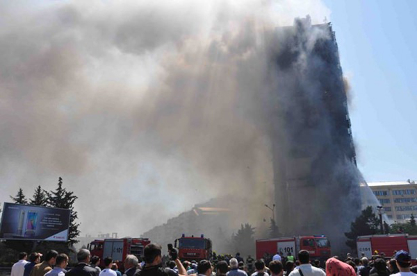 Bakü'de yangın faciası - 16