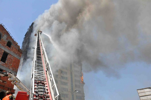 Bakü'de yangın faciası - 17