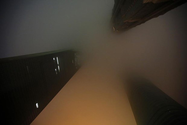 Bulutların Ardında Kalmış Şehirler - 19