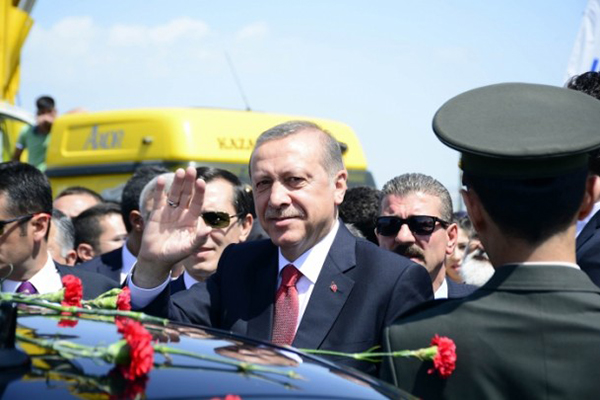 Cumhurbaşkanı Erdoğan Türkiye'nin ilk uydu merkezi açılışına katıldı - 3