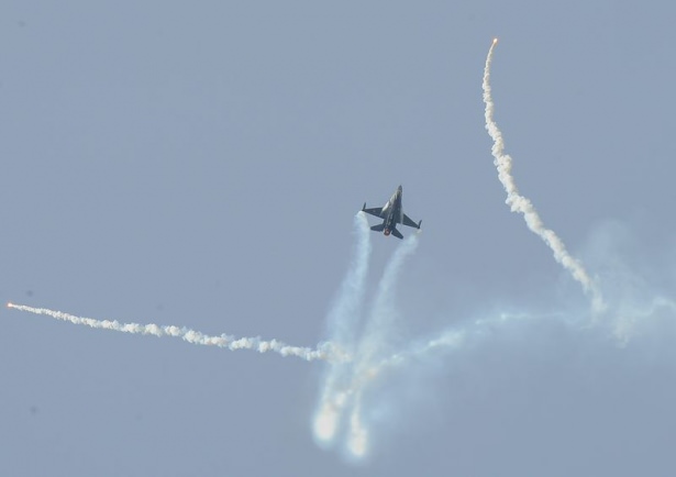 Solotürk’ün provası nefes kesti - 15