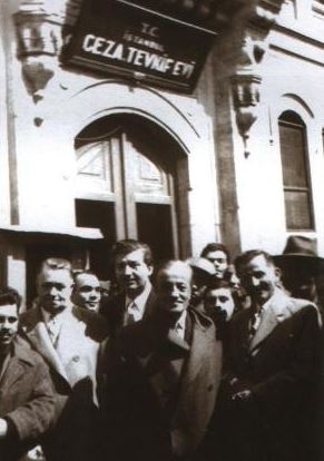 Necip Fazıl Kısaküreğin vefatının 32.yılı - 24