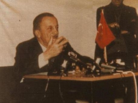 Necip Fazıl Kısaküreğin vefatının 32.yılı - 32