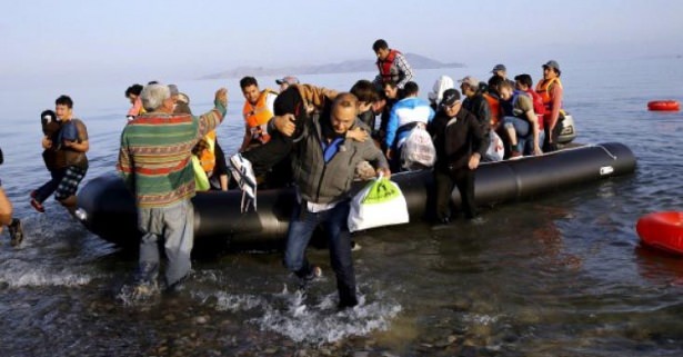 Karaya ayak basar basmaz namaz kıldılar - 1