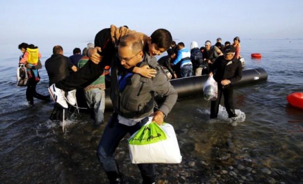 Karaya ayak basar basmaz namaz kıldılar - 4