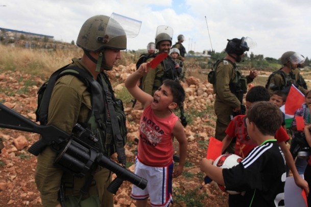 Filistinliler'den ''İsrail'e kırmızı kart'' eylemi - 6