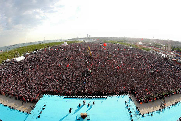 İstanbul'un fethinin 562. yılı kutlamaları - 1