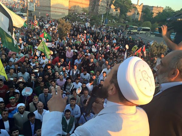 İstanbul'da 'Mavi Marmara' yürüyüşü - 703