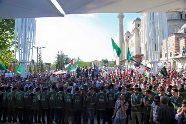 İstanbul'da 'Mavi Marmara' yürüyüşü - 565