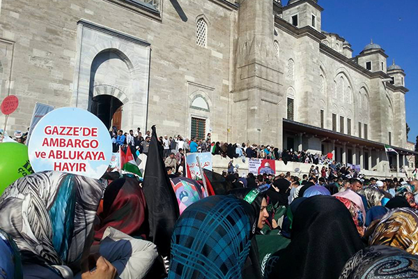 İstanbul'da 'Mavi Marmara' yürüyüşü - 570