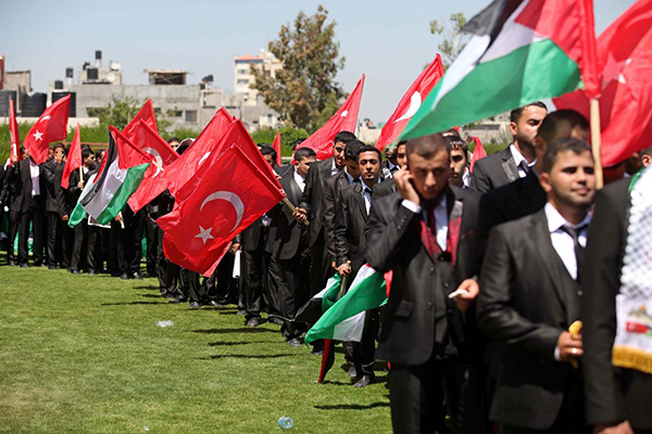 Gazze'de iki bin çift dünya evine girdi - 13