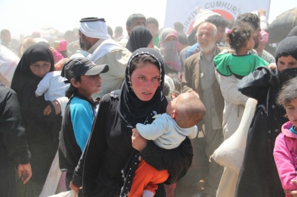 Rasulayn'dan kaçan Suriyelilerin Türkiye'ye alınmaları sürüyor - 1